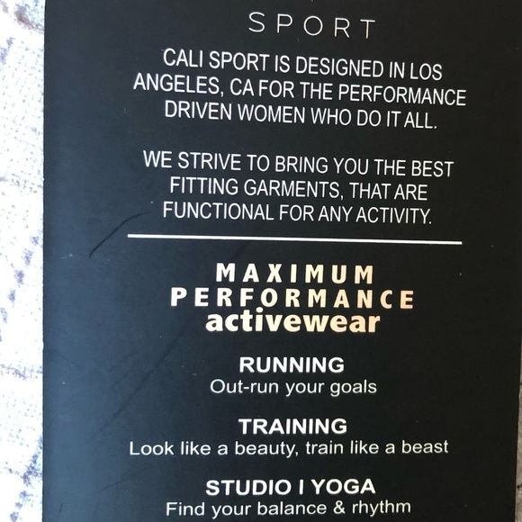 CALI/ NWT/ Woman’s Sport Bra/ Racer back/ M / Lavender - Picture 7 of 7